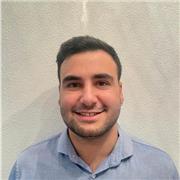 Soy un chico de 21 años que ha dado clases de biología, química, matemáticas e inglés dispuesto a enseñar